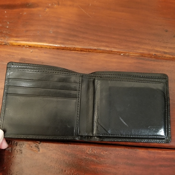 Coach Wallet - Picture 2 of 4